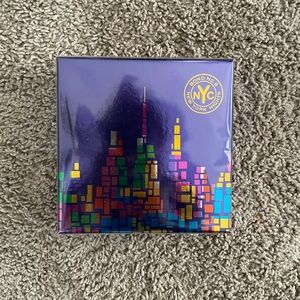 Bond No. 9 New York Skyline Perfume Box - Purple and Multicolor